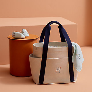 エルメス マザーズバッグ（カプリオル） マザーズバッグ 《カブリオル》 - グレー | Hermès - エルメス-公式サイト